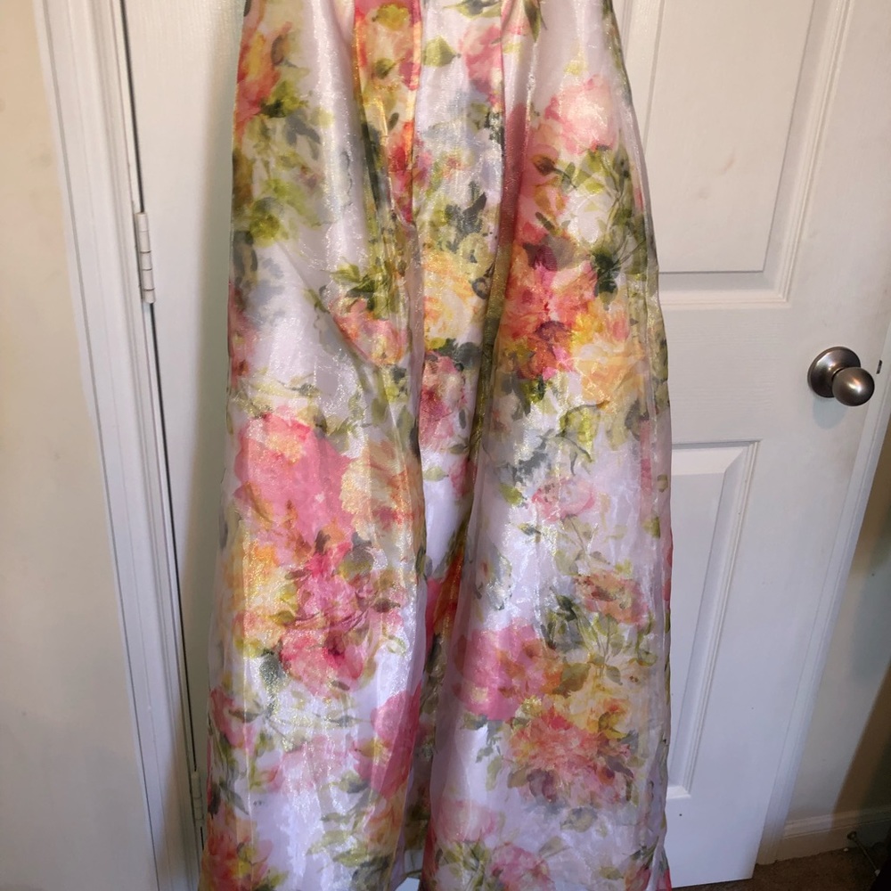 Size 3 hi-waisted dress bottom